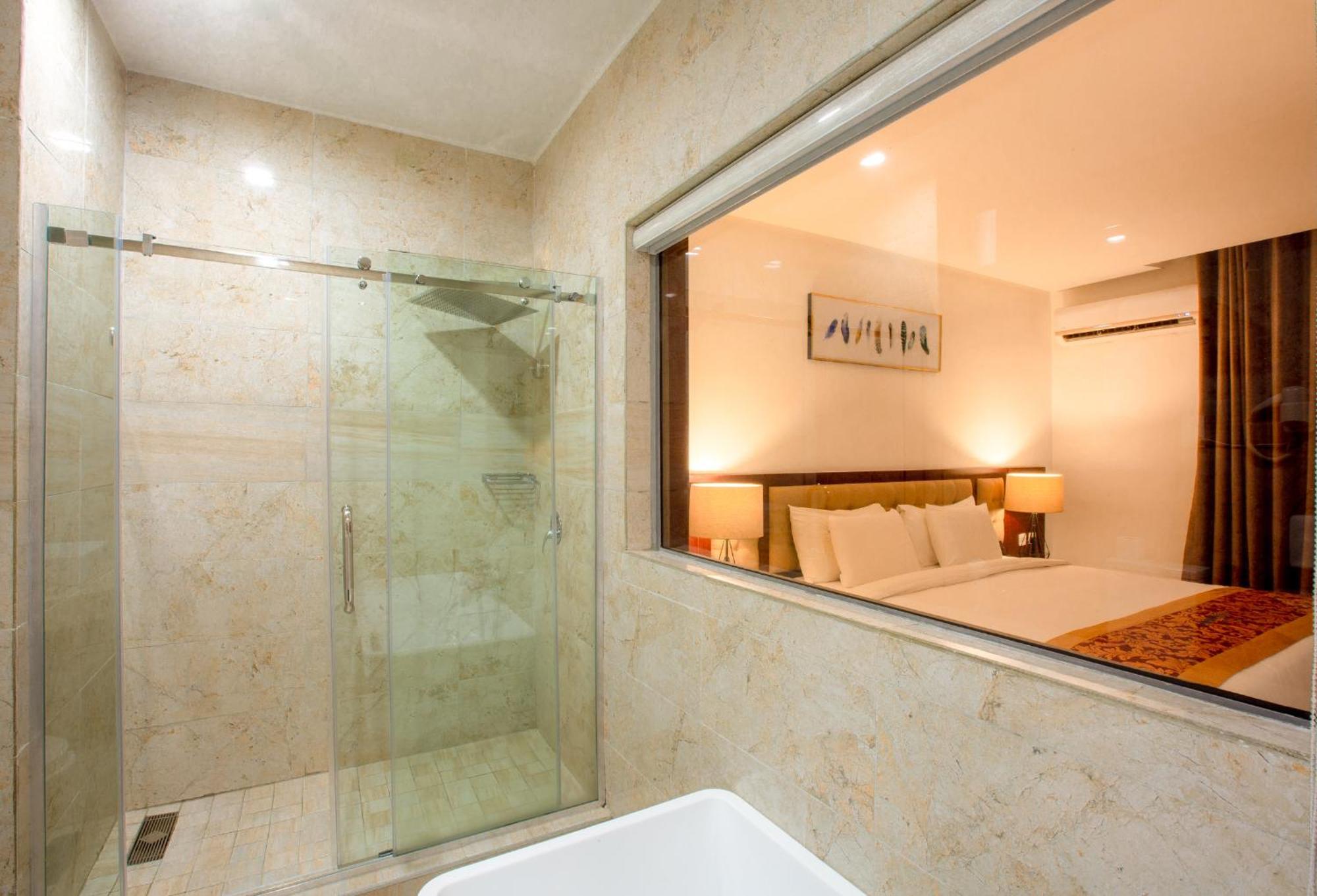 Johnwood Hotel By Bolton Abuja Buitenkant foto